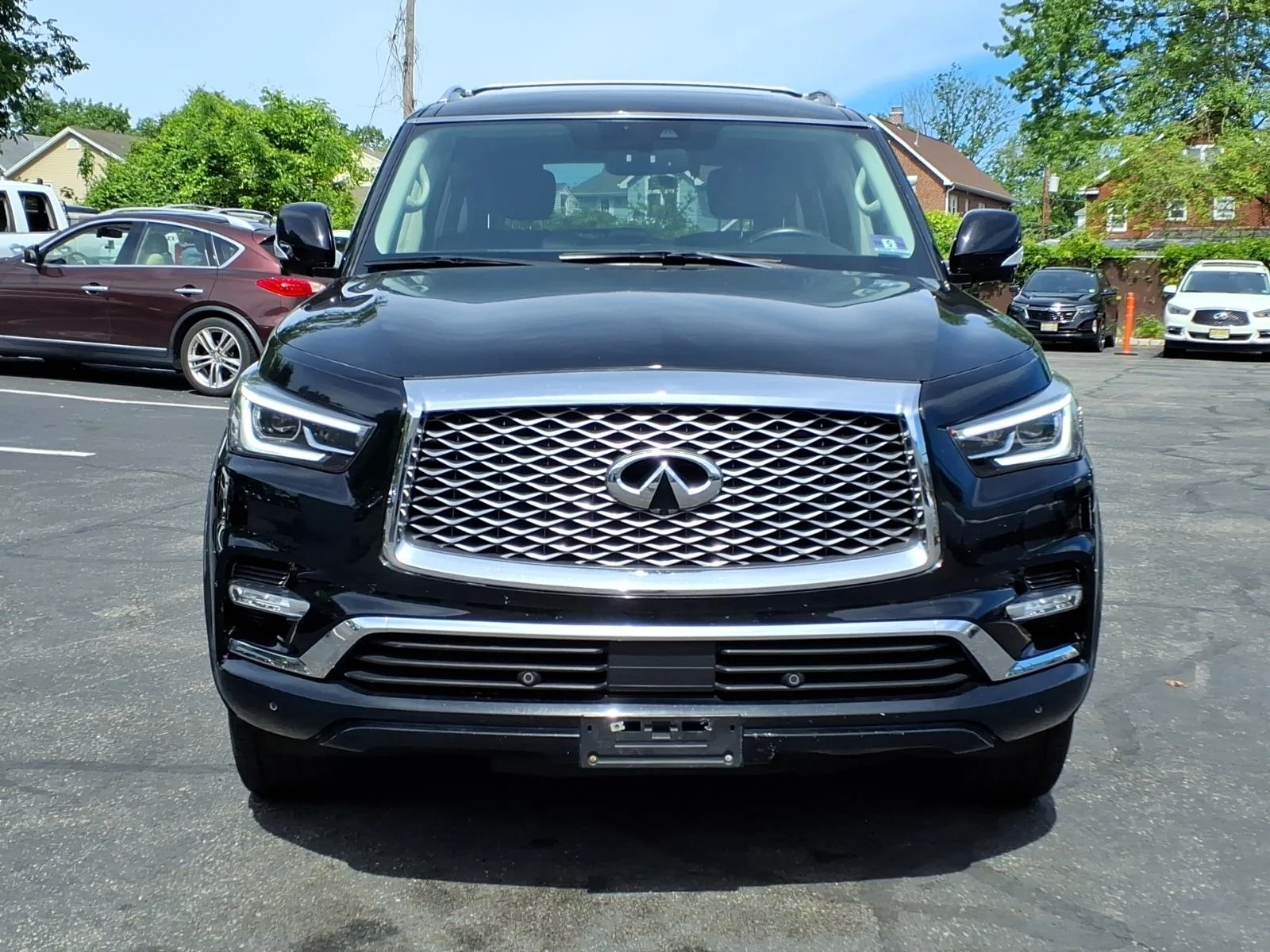 Used 2019 Black INFINITI LUXE image 3