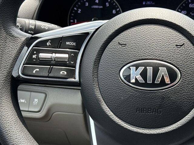 Used 2021 Gray Kia LXS image 21