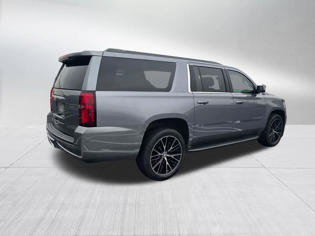 Used 2018 Gray Chevrolet LT image 6