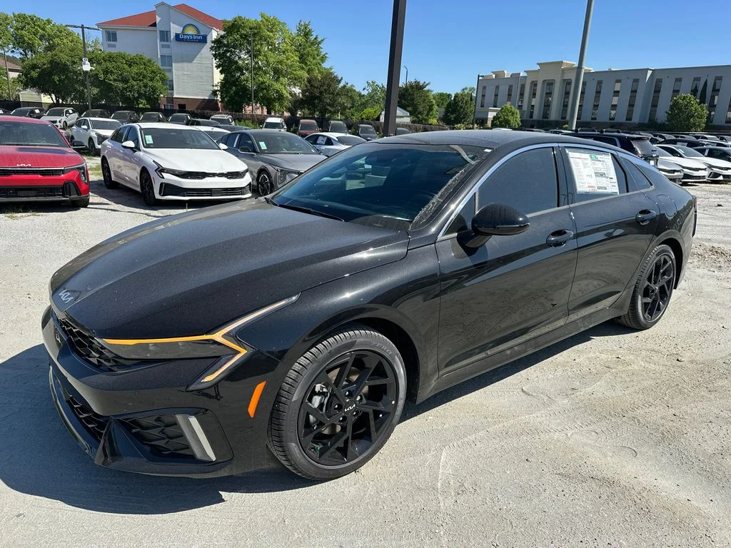 New 2026 Black Kia GT-Line image 3