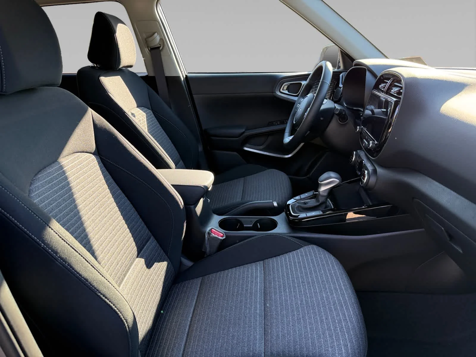Used 2025 Steel Gray Kia EX image 11