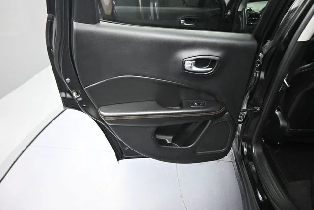 Used 2018 Black Jeep Limited image 18