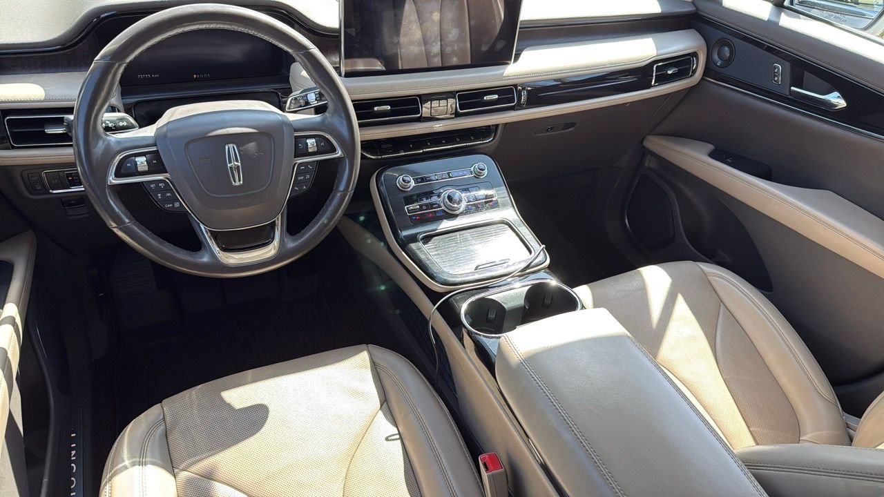 2021 Lincoln Nautilus Reserve photo 5