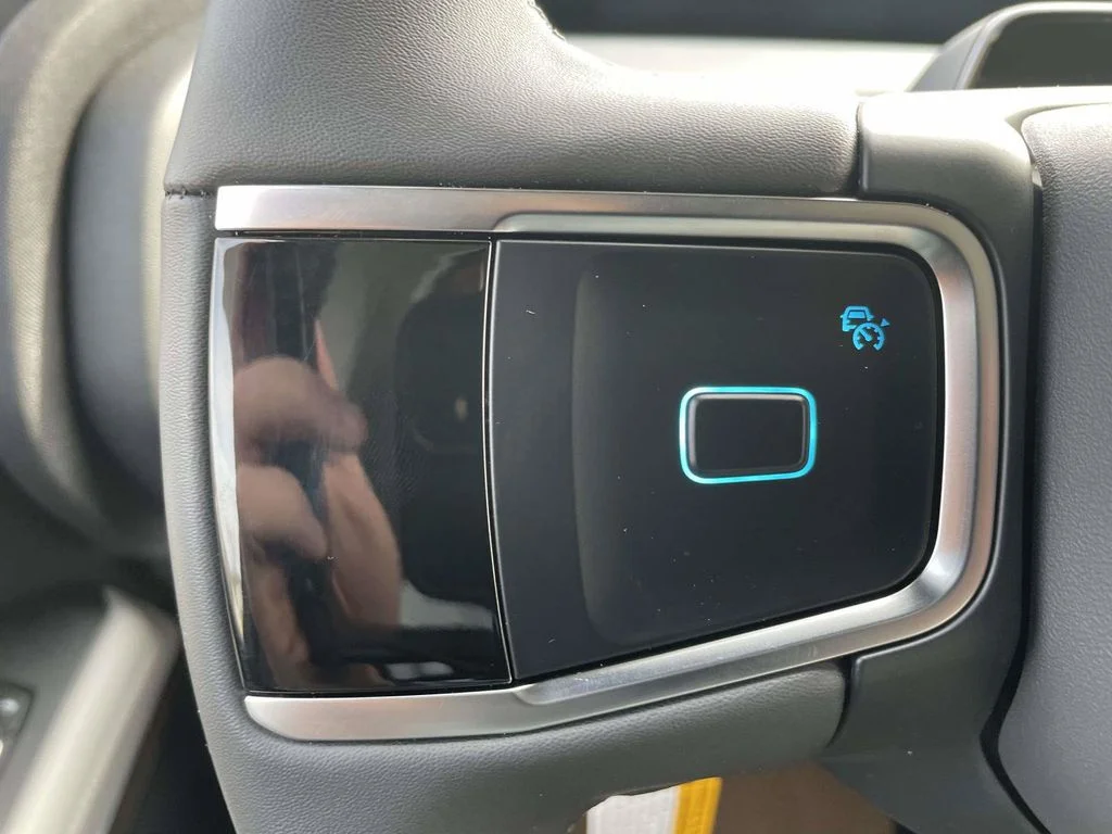 New 2026 Black Ford Active image 24