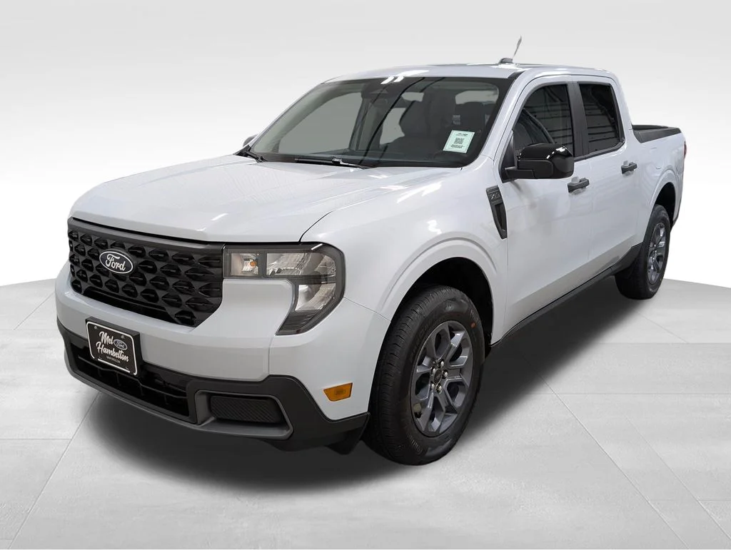New 2026 Space White Metallic Ford XLT image 16