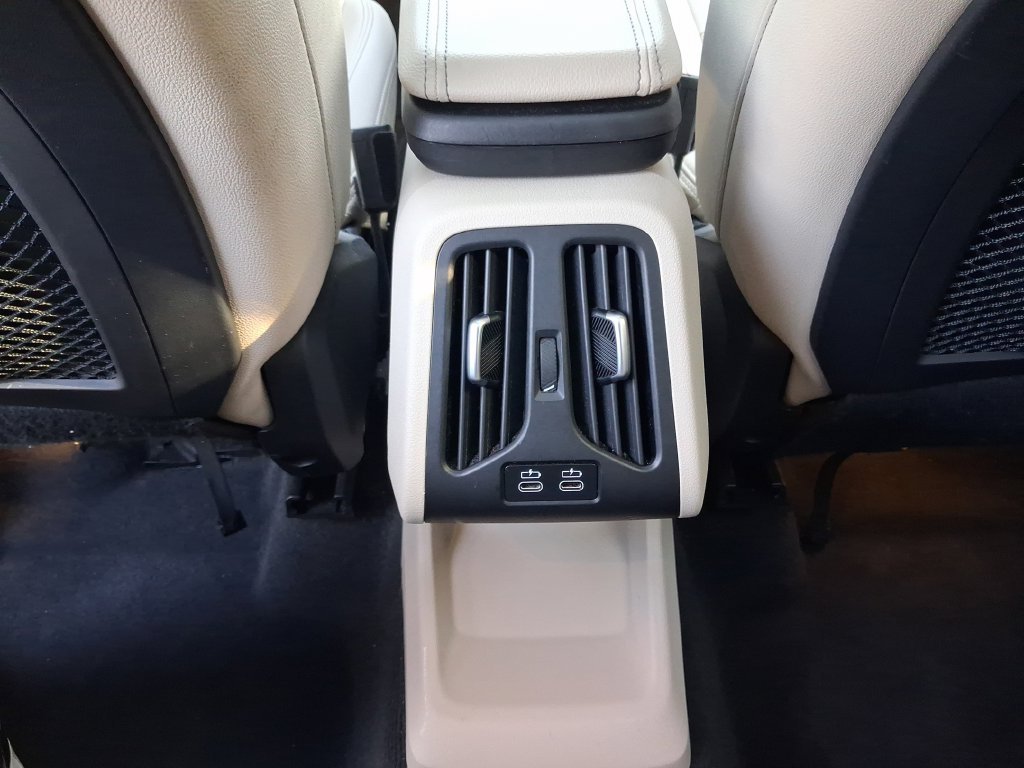 Used 2023 Black BMW xDrive28i image 15