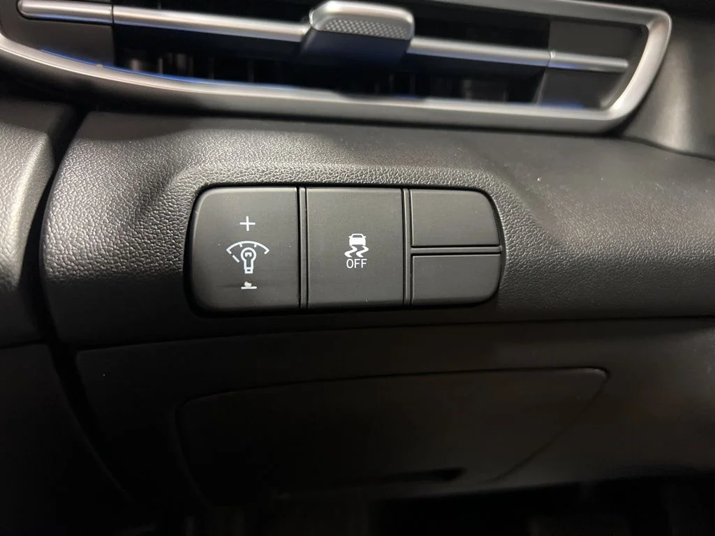 2025 Hyundai Elantra SEL - Photo 33