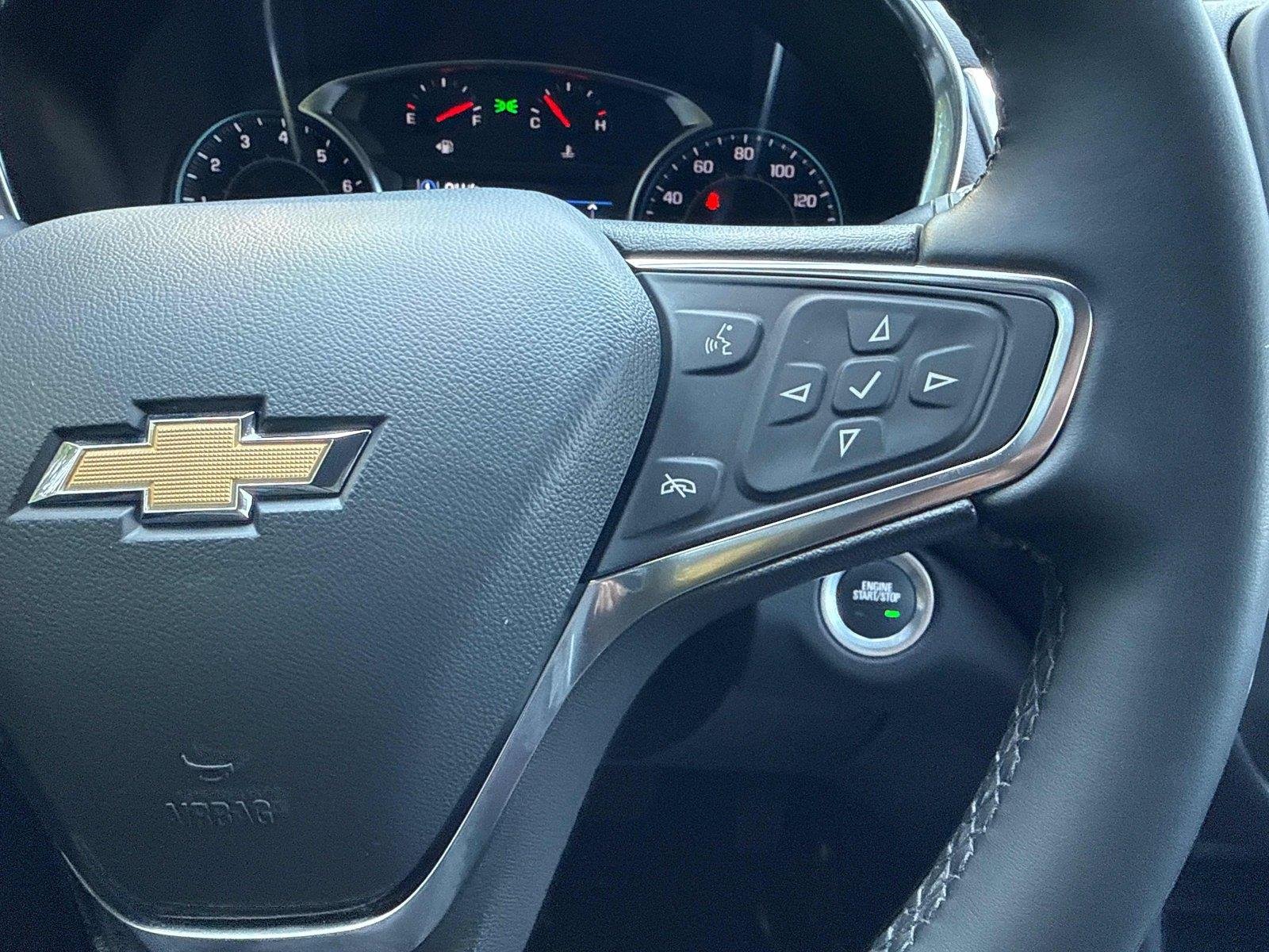 Used 2024 Summit White Chevrolet LT image 18