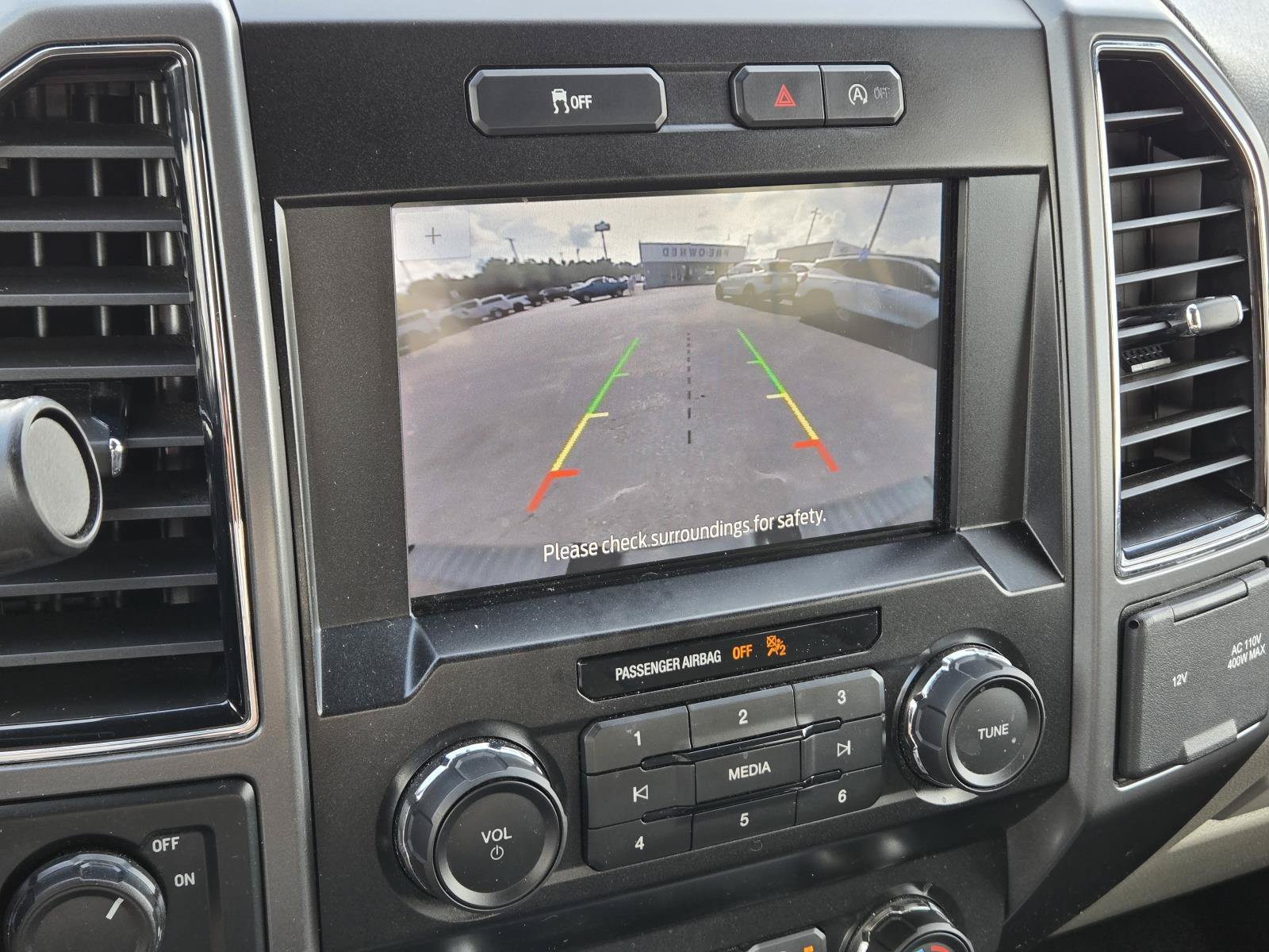Used 2020 Black Ford XLT image 27