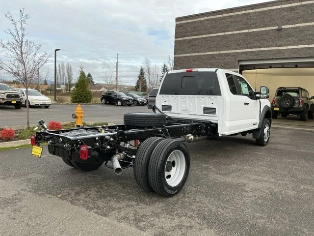 New 2026 Oxford White Ford XL image 4