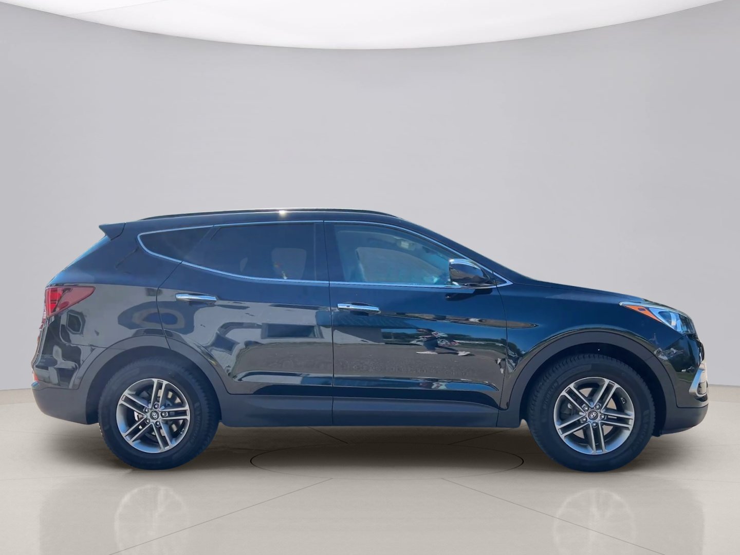 Used 2017 Black Hyundai SPORT image 7
