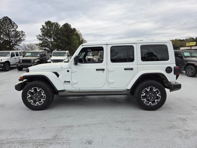 New 2026 Bright White Clear-Coat Exterior Paint Jeep Sahara image 4