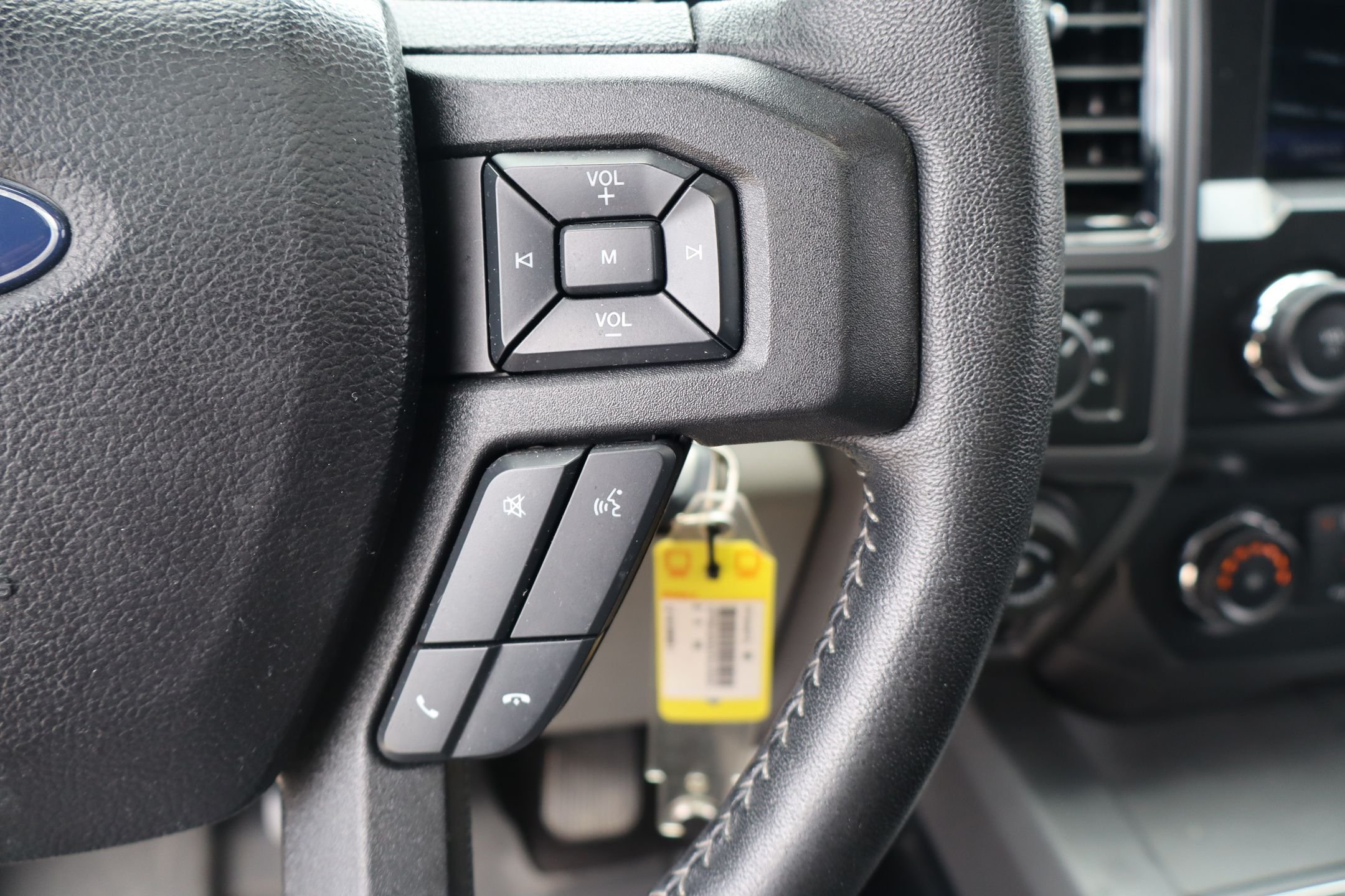 Used 2020 Black Metallic Ford XLT image 16