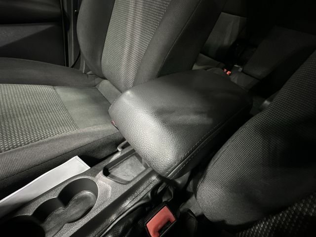 Used 2017 White Ford XL image 28