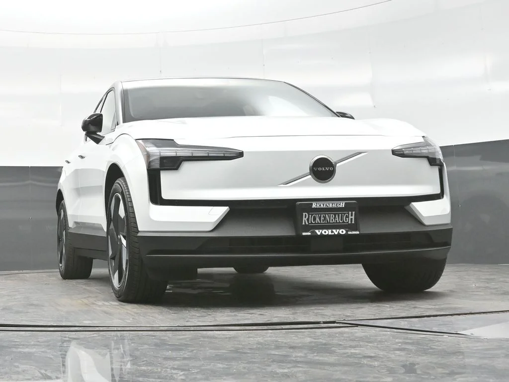 New 2026 Crystal White Volvo Twin Motor Performance Plus image 20