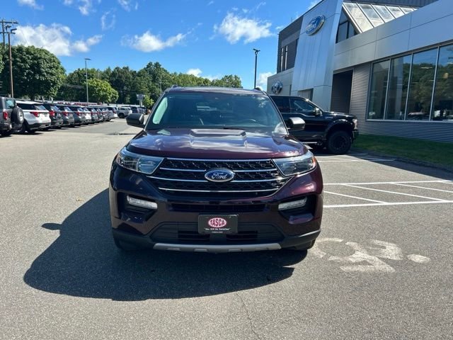Used 2023 Red Ford XLT image 2