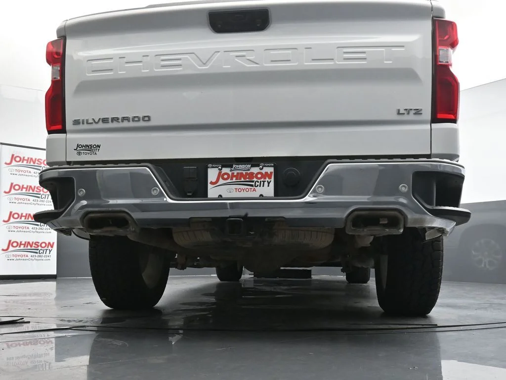 Used 2023 White Chevrolet LTZ image 39