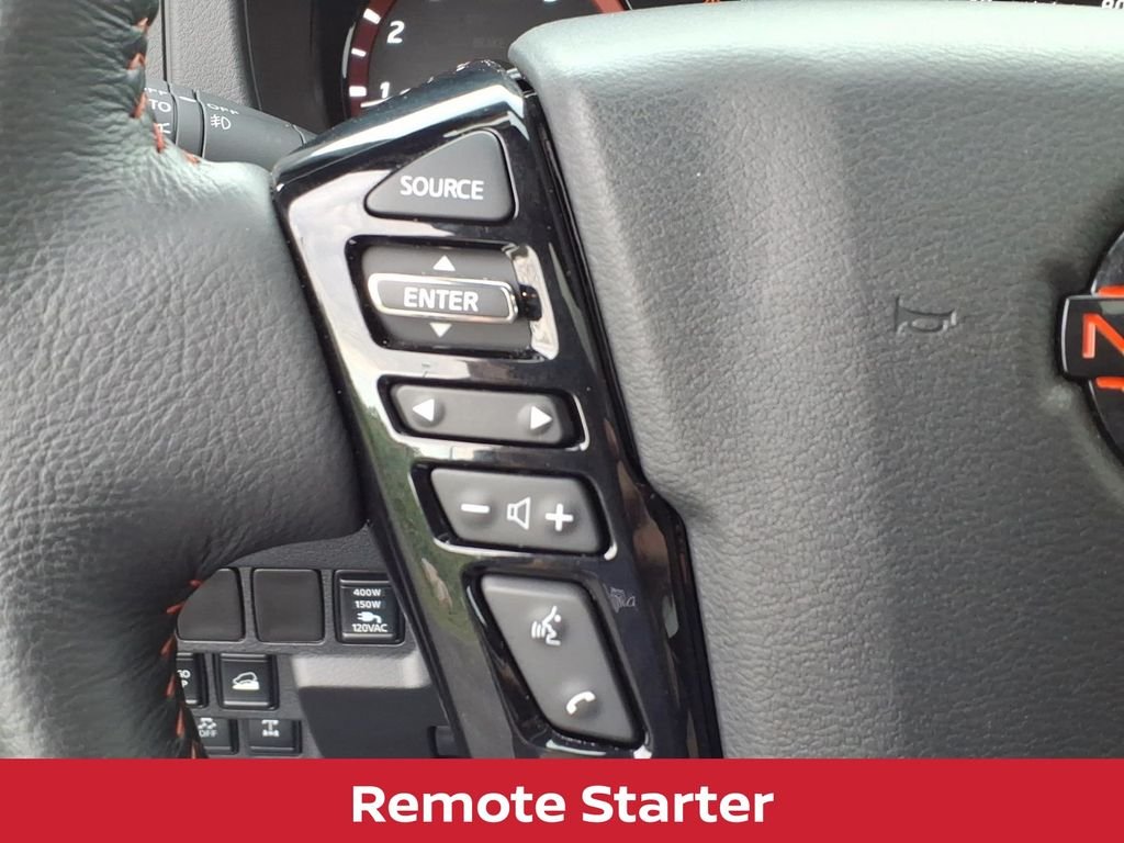 Used 2025 Super Black Nissan PRO-4X v6 LONG BED PREMIUM W/LEATHER & SUNROOF image 17