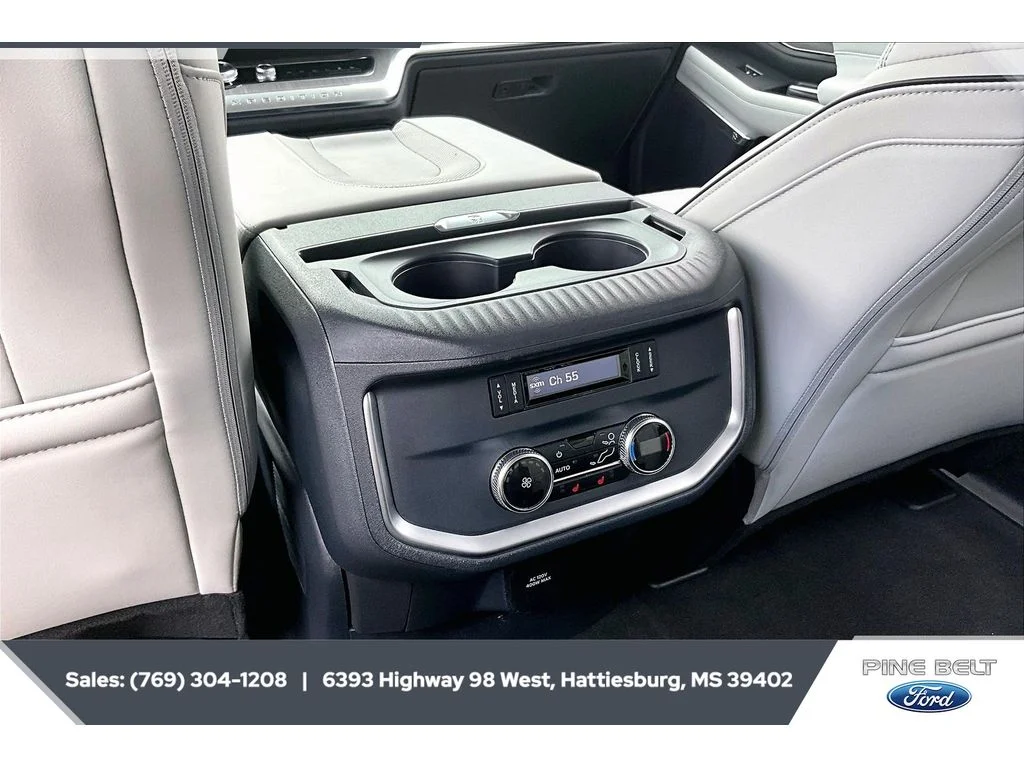 New 2026 Star White Metallic Tri-Coat Ford MAX Platinum® image 25