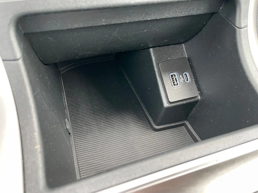 Used 2024 Blue Metallic Ford SEL image 12