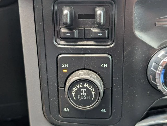 Used 2022 Black Ford Lariat image 24