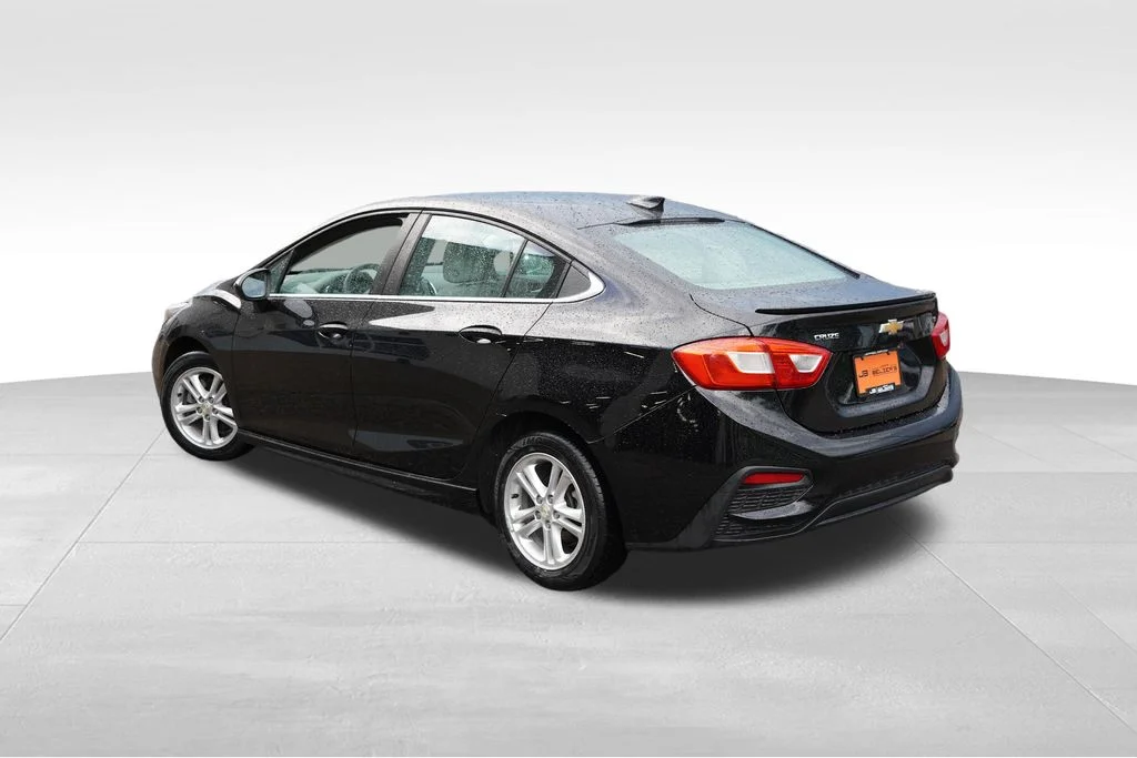 Used 2017 Mosaic Black Metallic Chevrolet LT image 7