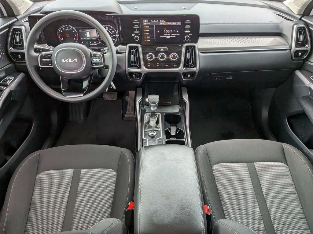 Used 2023 White Kia LX image 22