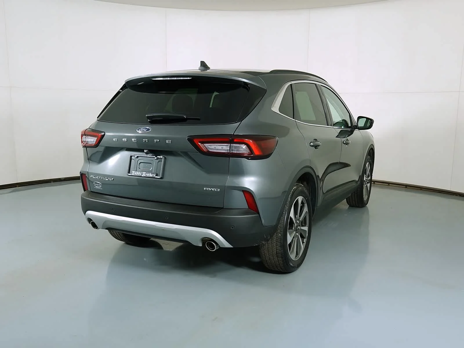 Used 2025 Carbonized Gray Ford Platinum image 3
