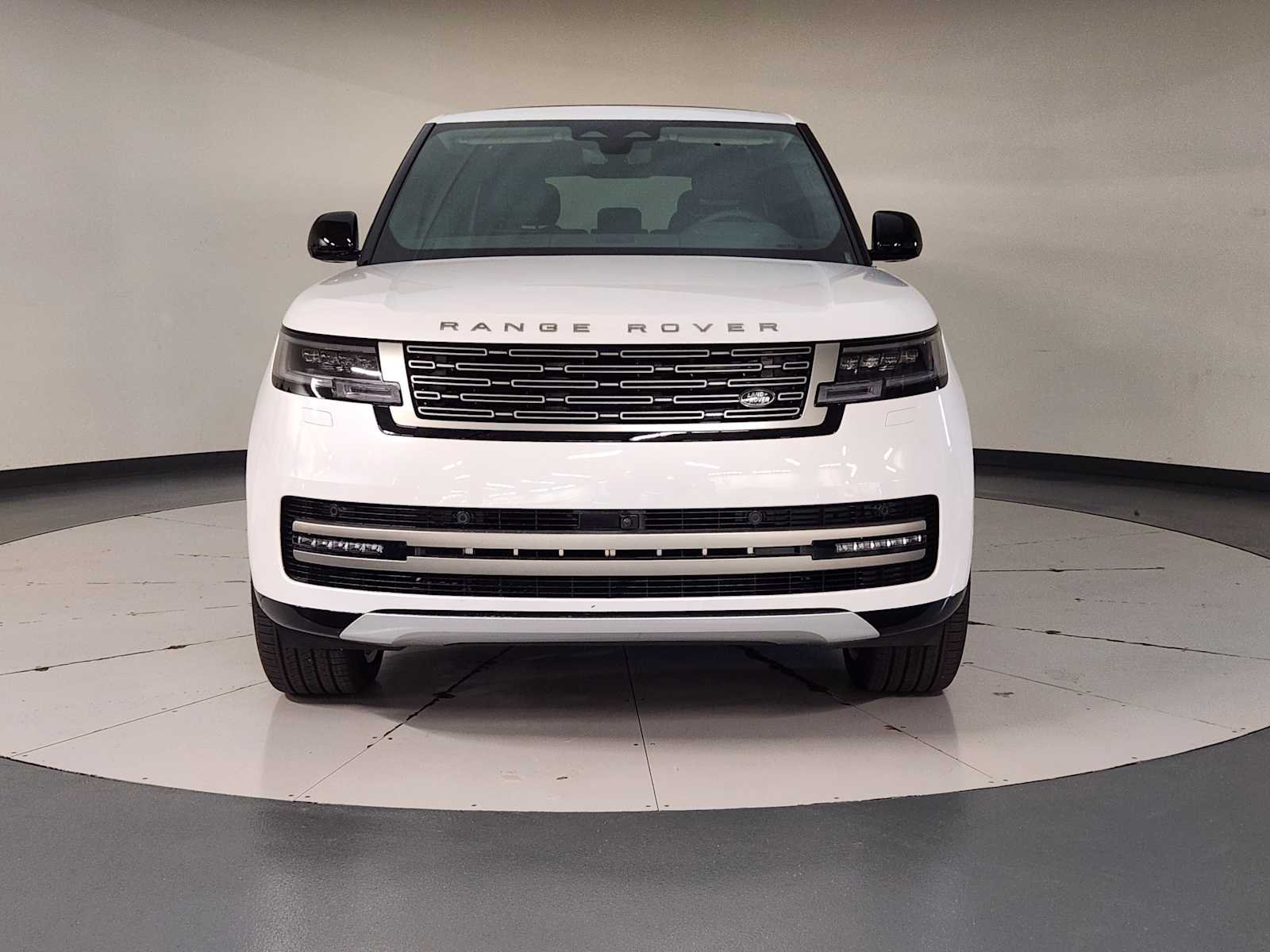 2026 Land Rover Range Rover SE - Photo 9