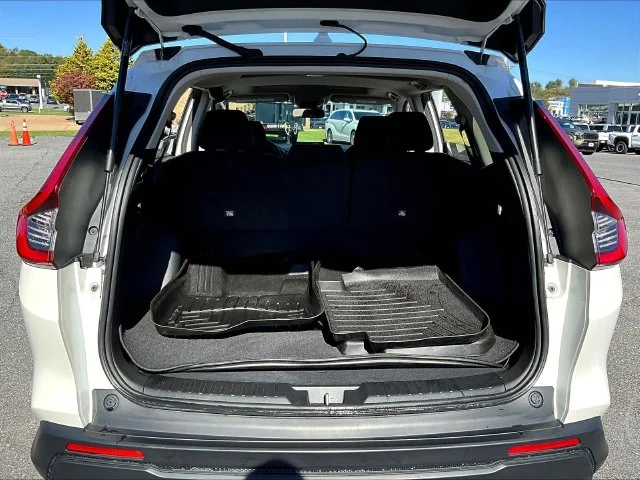 Used 2024 White Honda EX image 26