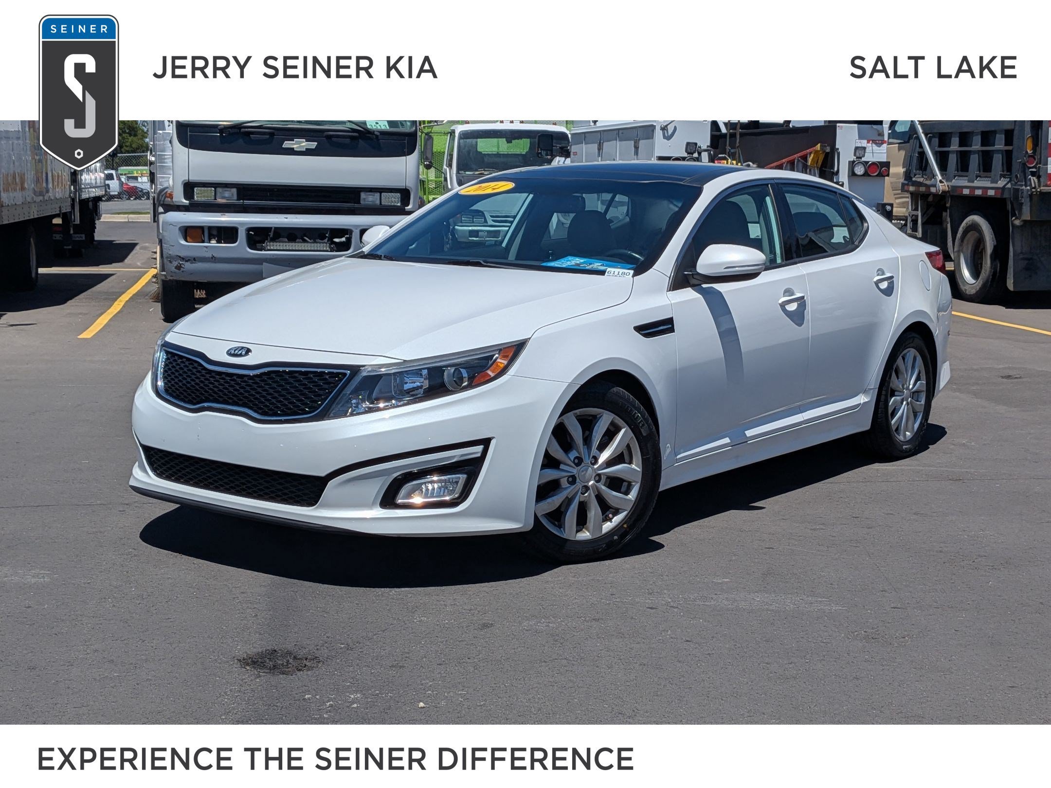 Used 2014 Snow White Pearl Kia EX image 1