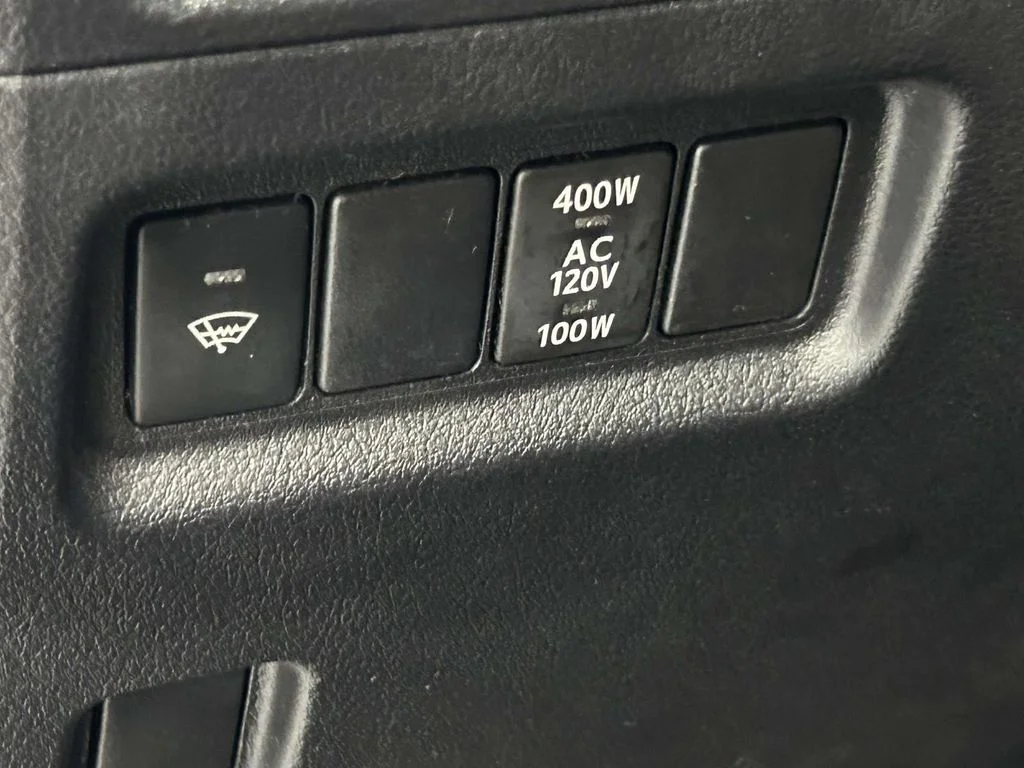 Used 2019 White Toyota SR5 image 19