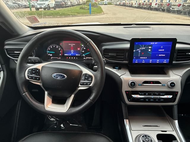 Used 2024 White Ford XLT image 17