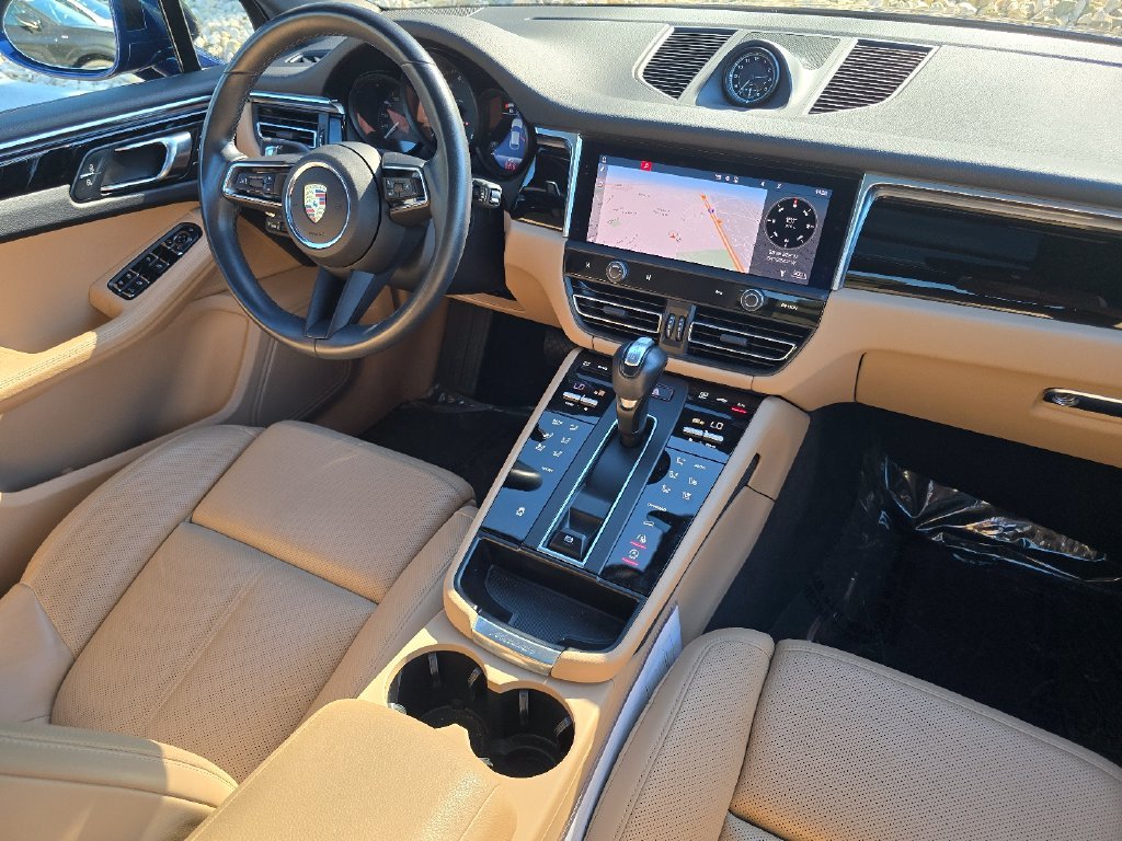 Used 2025 Blue Porsche  image 17