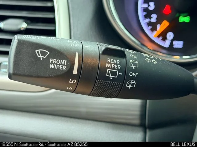 Used 2022 White Jeep Laredo X image 31