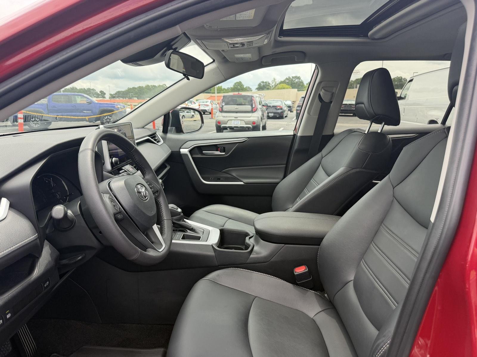 Used 2023 Ruby Flare Pearl Toyota XLE Premium image 12