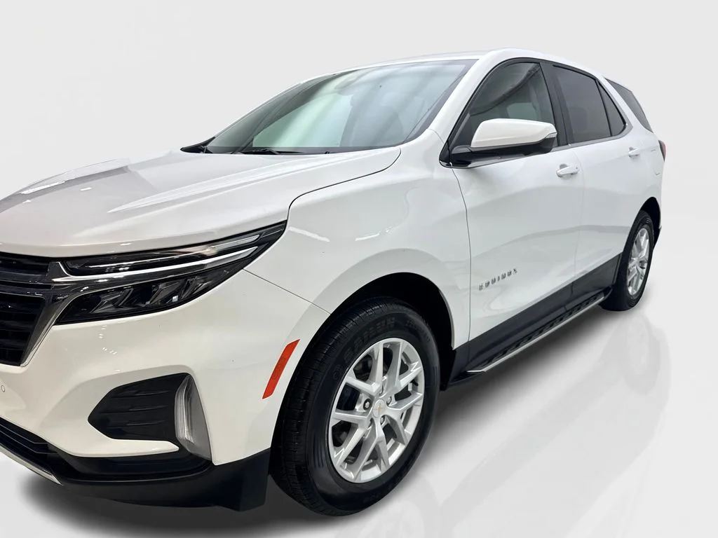 Used 2024 White Chevrolet LT image 11