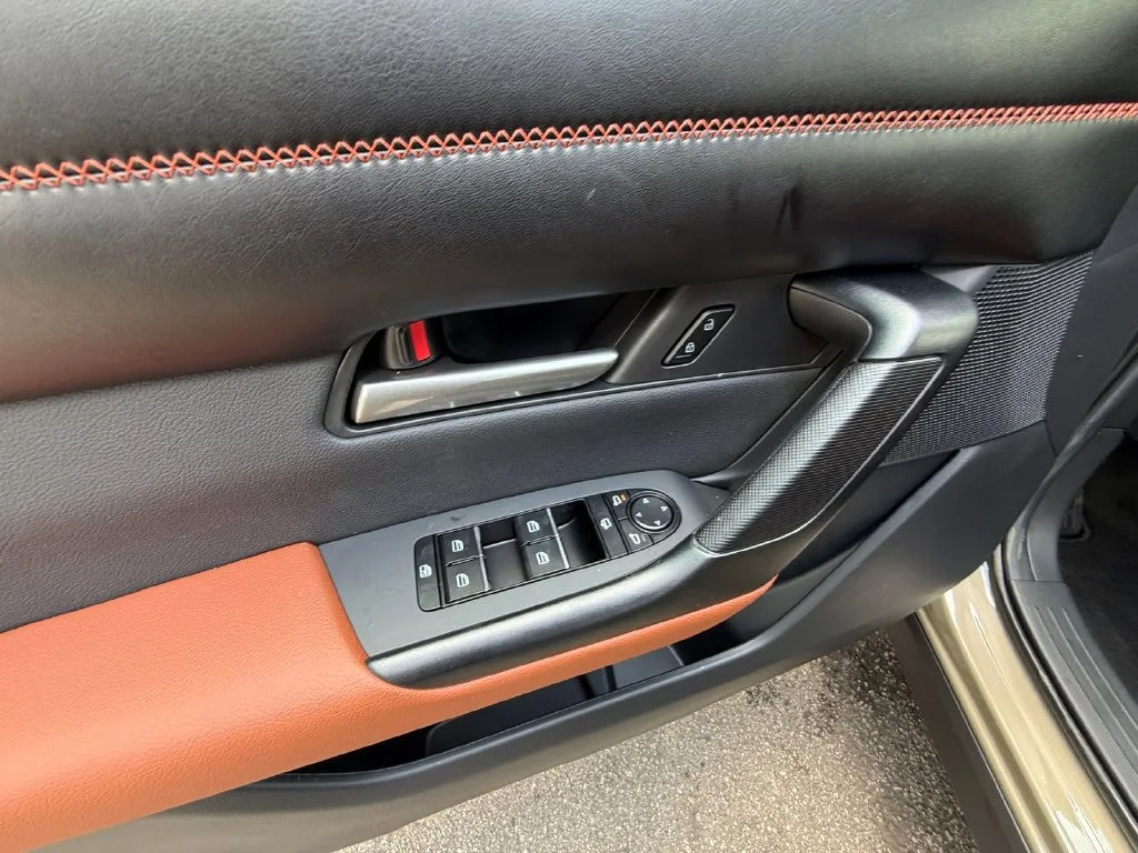 New 2026 Beige/tan Mazda 2.5 Turbo Meridian Edition image 11