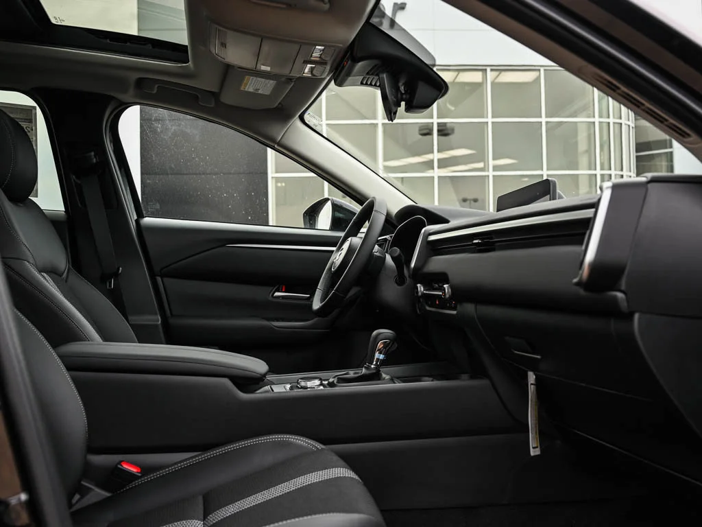 New 2026 Jet Black Mica Mazda 2.5 S Meridian Edition AWD image 11