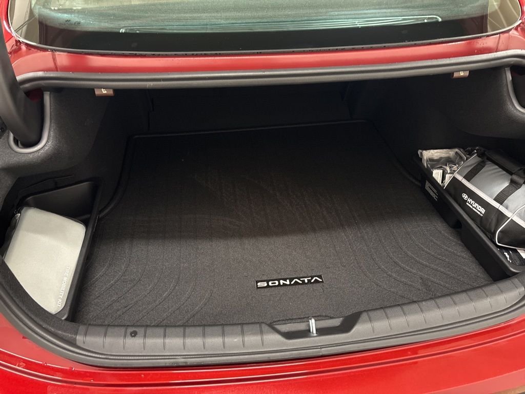 Certified Used 2025 Red Hyundai SE image 24
