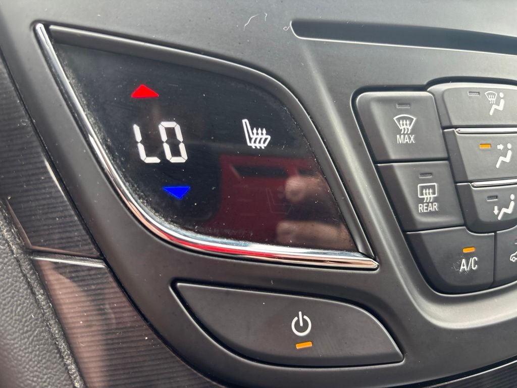 Used 2015 Black Buick Turbo/e-Assist Premium I image 27
