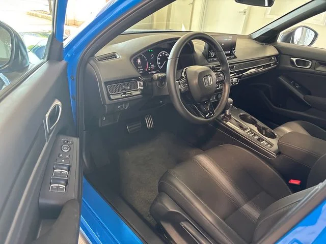 2026 Honda Civic Hatchback Sport - Photo 6