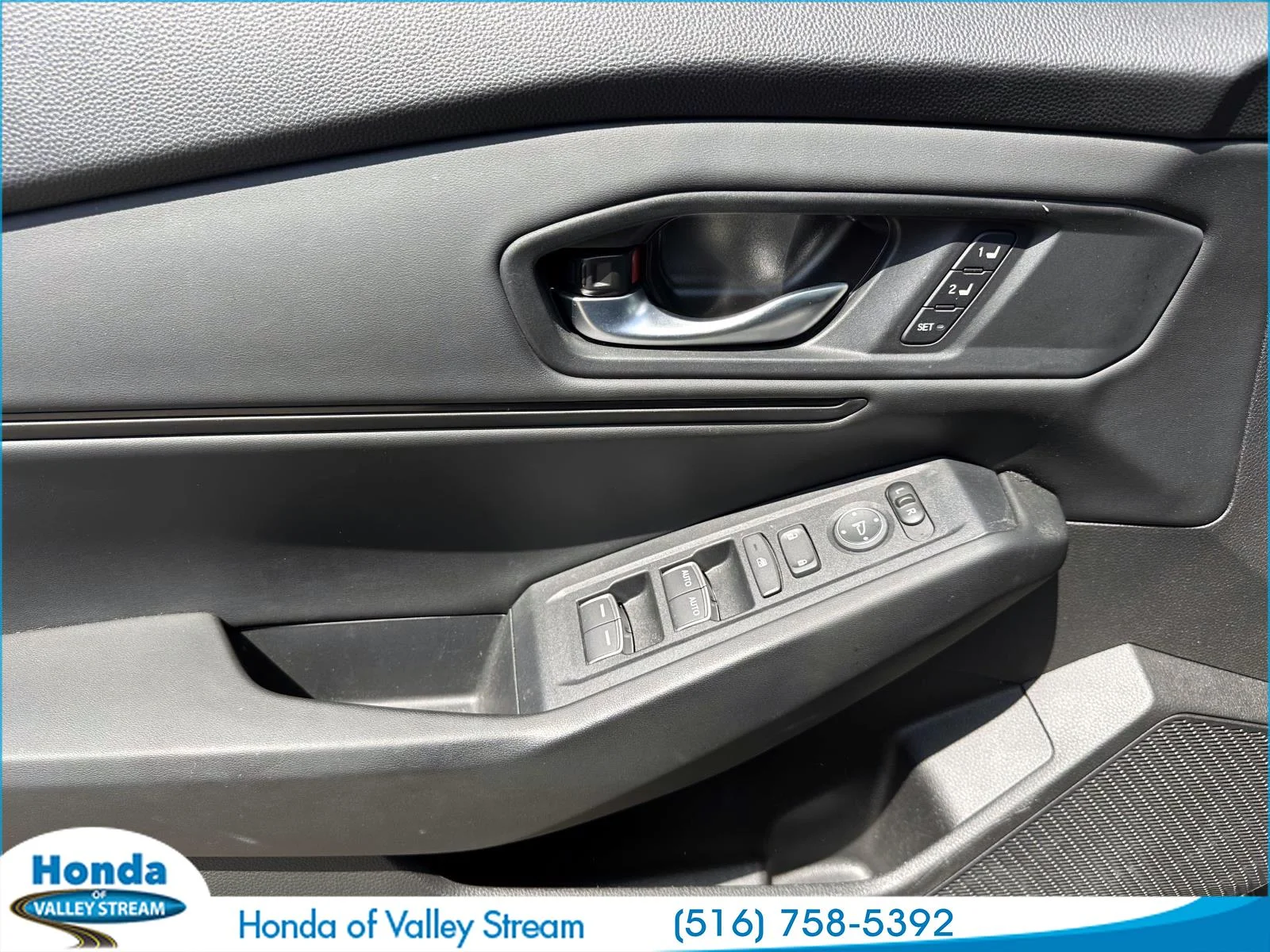 2024 Honda Accord Hybrid EX-L - Photo 12