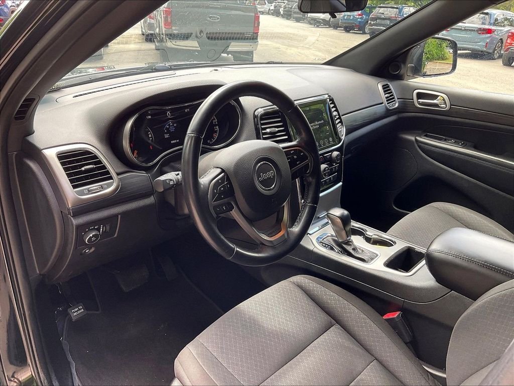 Used 2020 Black Jeep Laredo E image 8