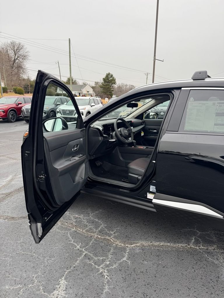 2026 Nissan KICKS SR AWD - Photo 9