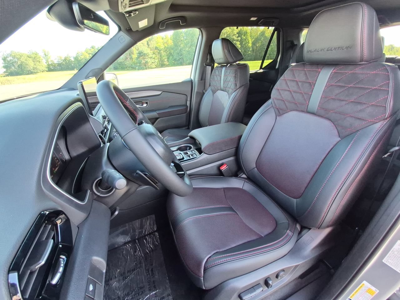 New 2026 Solar Silver Metallic Honda Black Edition AWD image 11