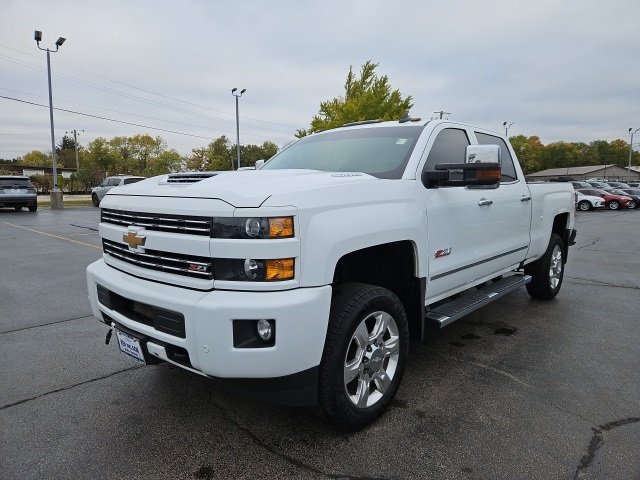2018 Chevrolet Silverado 2500HD LTZ photo 2