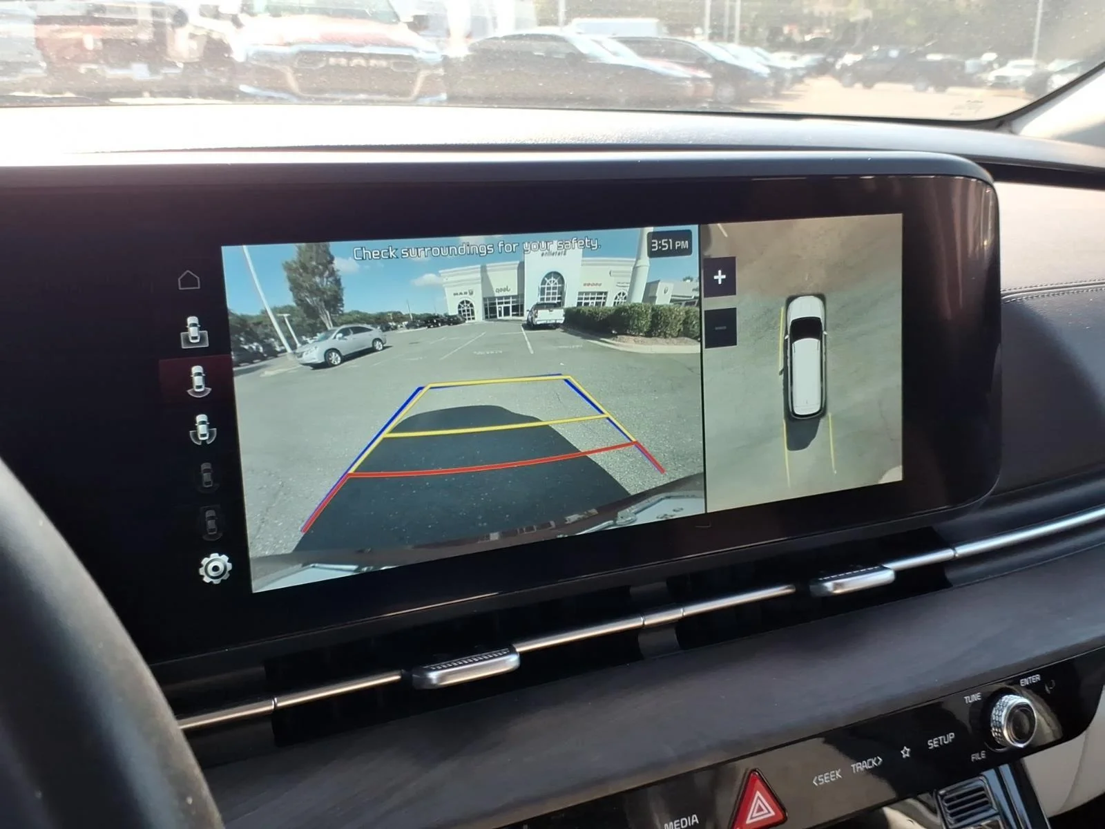 Used 2024 Flare Red Kia SX image 4