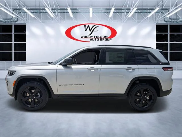 New 2026 Silver Jeep Limited image 6