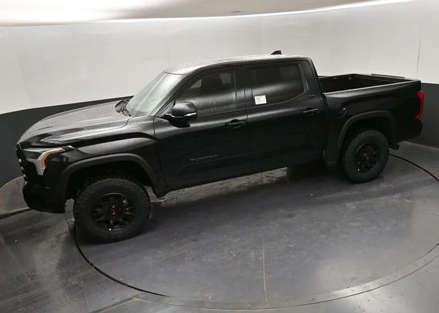 2026 Toyota Tundra SR5 - Photo 27